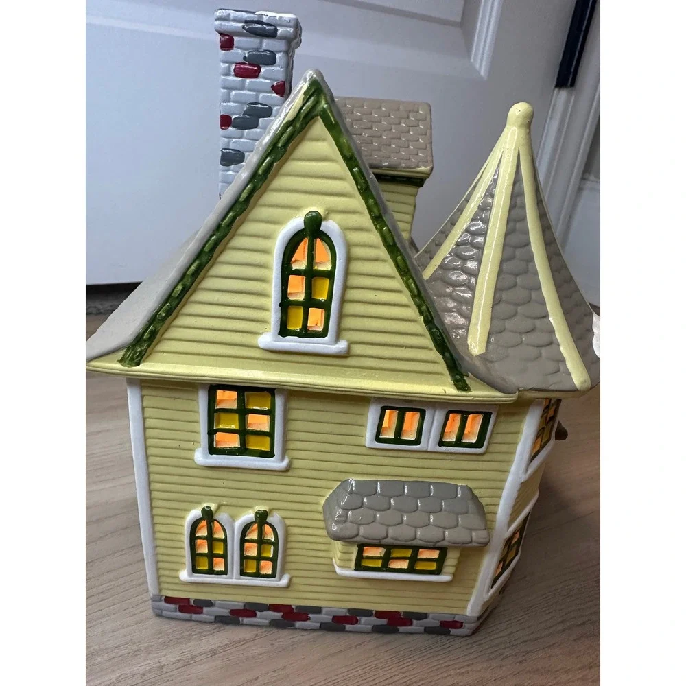 Dept 56 Snow Village The Doctor's House 5143-8